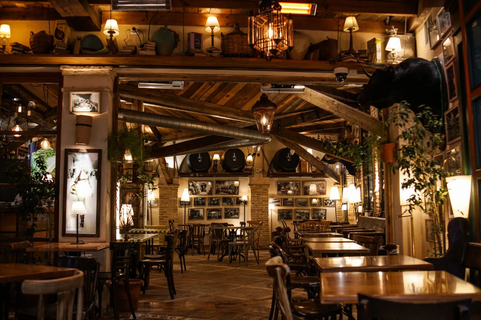 Preview of the Restaurant / café template